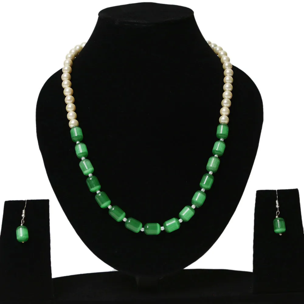 Imeora Exclusive Shell Pearl And Green Monalisa Stone Combination Necklace Set